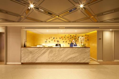 The Quarter Ploenchit By Uhg Hotel Bangkok Exterior photo
