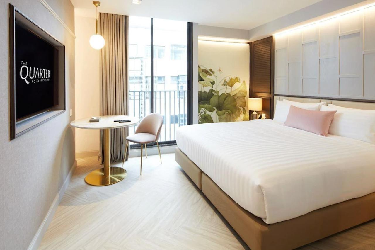 The Quarter Ploenchit By Uhg Hotel Bangkok Exterior photo